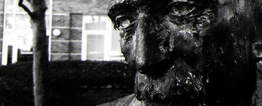 Ebeneezer Howard Statue